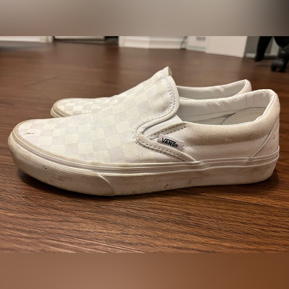 Classic Checkerboard Slip-On Shoe - Women’s - Size 8.5 - Picture 4 of 8